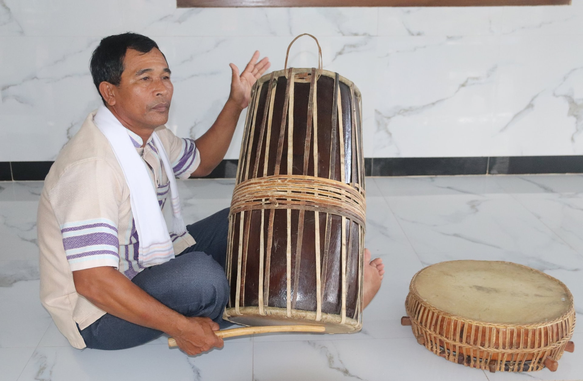 nghe-nhan-ma-chau-xa-.jpg
