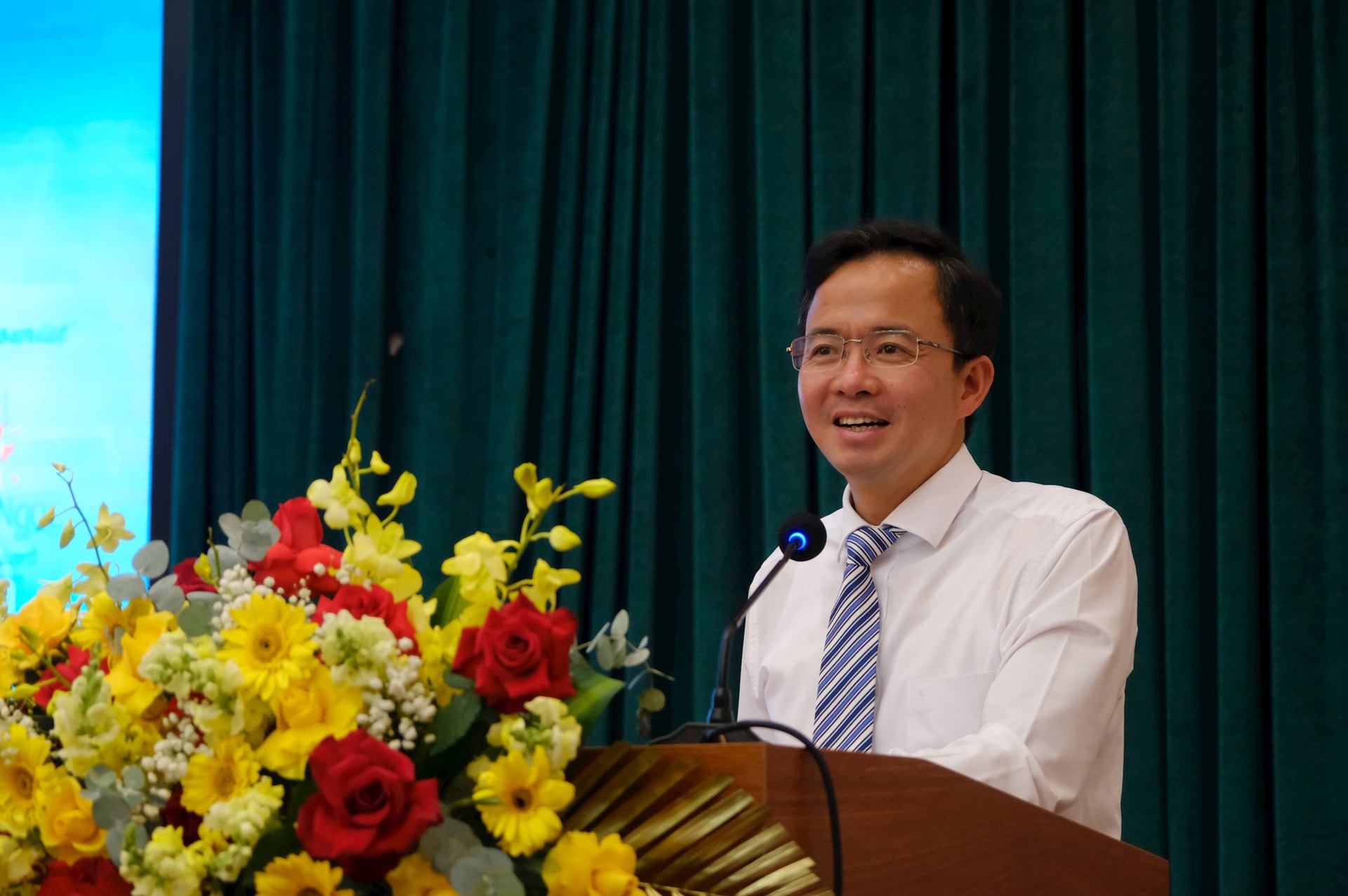 Đồng chí Nguyễn Văn Lộc - Giám đốc Sở Văn hóa, Thể thao và Du lịch phát biểu khai mạc Hội nghị