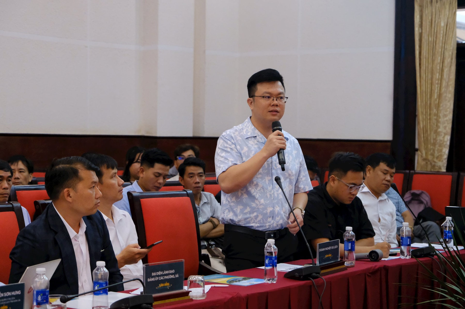 Ông Hoàng Công Định - Giám đốc Công ty Dima-Tour mong rằng các tuyến đường kết nối các địa điểm du lịch tại 3 khu vực được nâng cấp tốt hơn