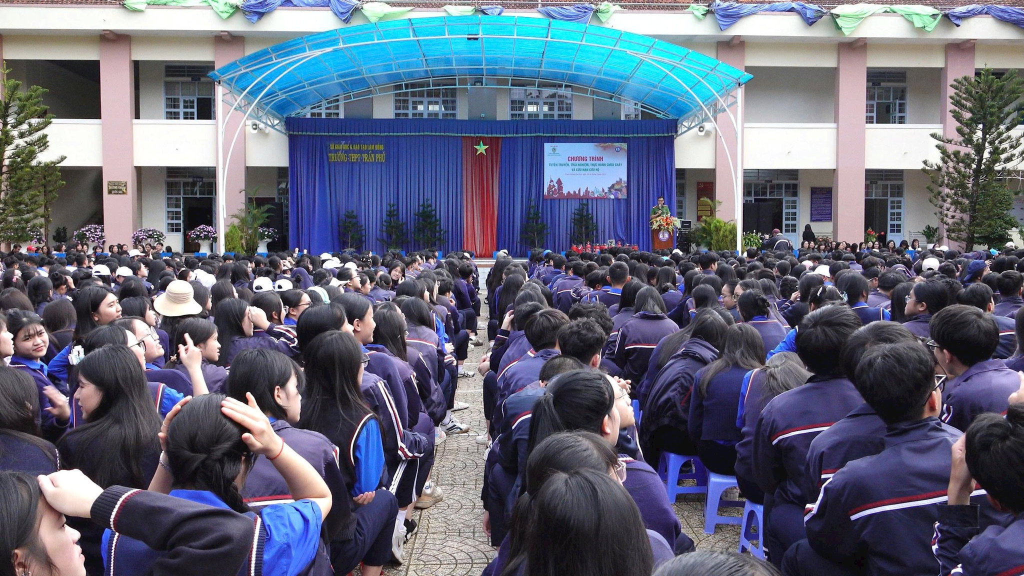 Quang cảnh buổi thực hành