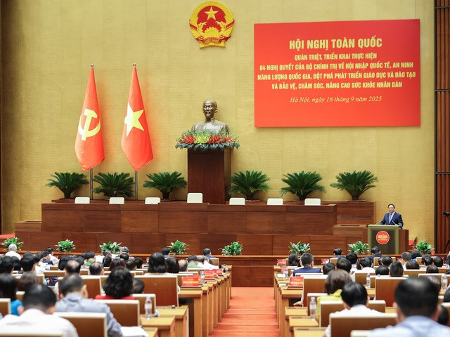 Thủ tướng: Triển khai ngay các chủ trương về chế độ tiền lương, phụ cấp cho nhà giáo; rà soát, sắp xếp các cơ sở giáo dục đại học, giáo dục nghề nghiệp- Ảnh 11.