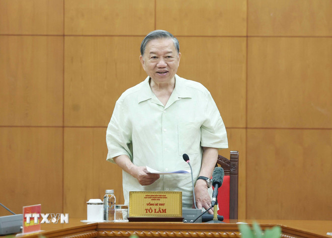 ttxvn-tong-bi-thu-lam-viec-voi-ban-thuong-vu-dang-uy-chinh-phu-ve-danh-gia-viec-trien-khai-nghi-quyet-cua-trung-uong-va-bo-chinh-tri-3.jpg