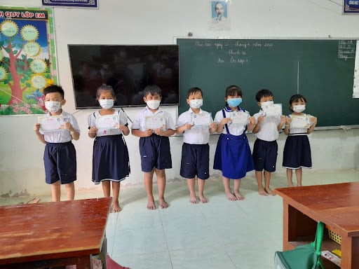 Những trường hợp học sinh được tuyên dương trước lớp và trước trường từ ngày 31/10/2025 