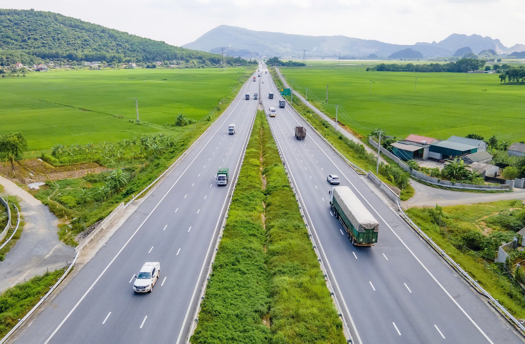 Công văn 3776: Cuộc thi trắc nghiệm và thi viết thuộc Chương trình truyền thông Vì an toàn giao thông Thủ đô năm 2025 