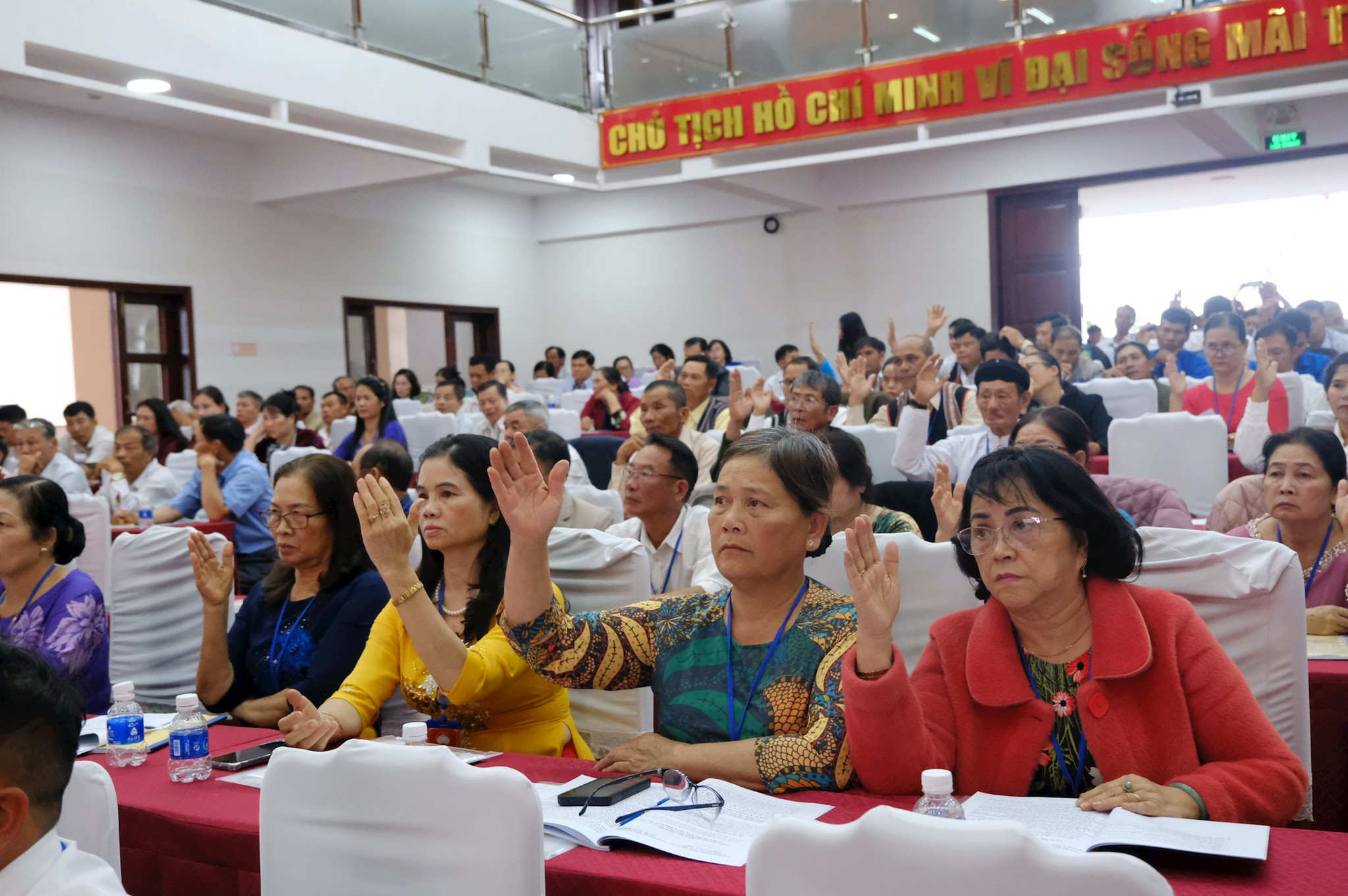 Đại biểu hiệp thương Ủy viên Ủy ban MTTQ Việt Nam xã khóa I