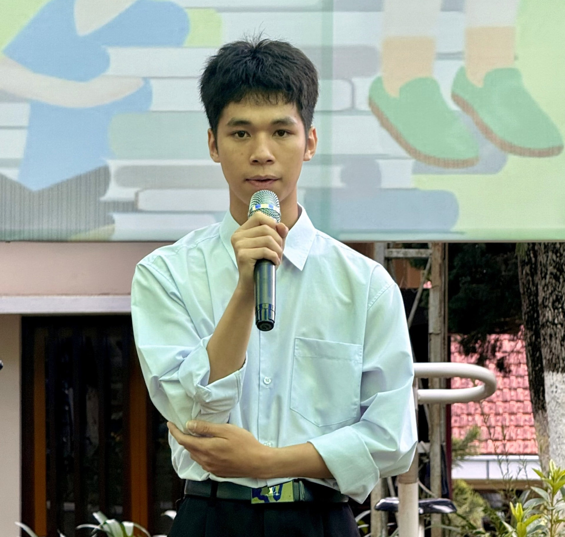 hinh-25-minh-hoang.jpg