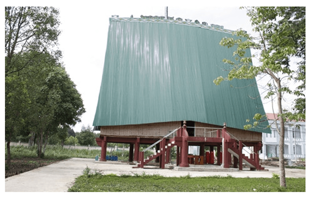 Nhà Dài Tây Nguyên. Ảnh Nguyễn Bá Ngọc