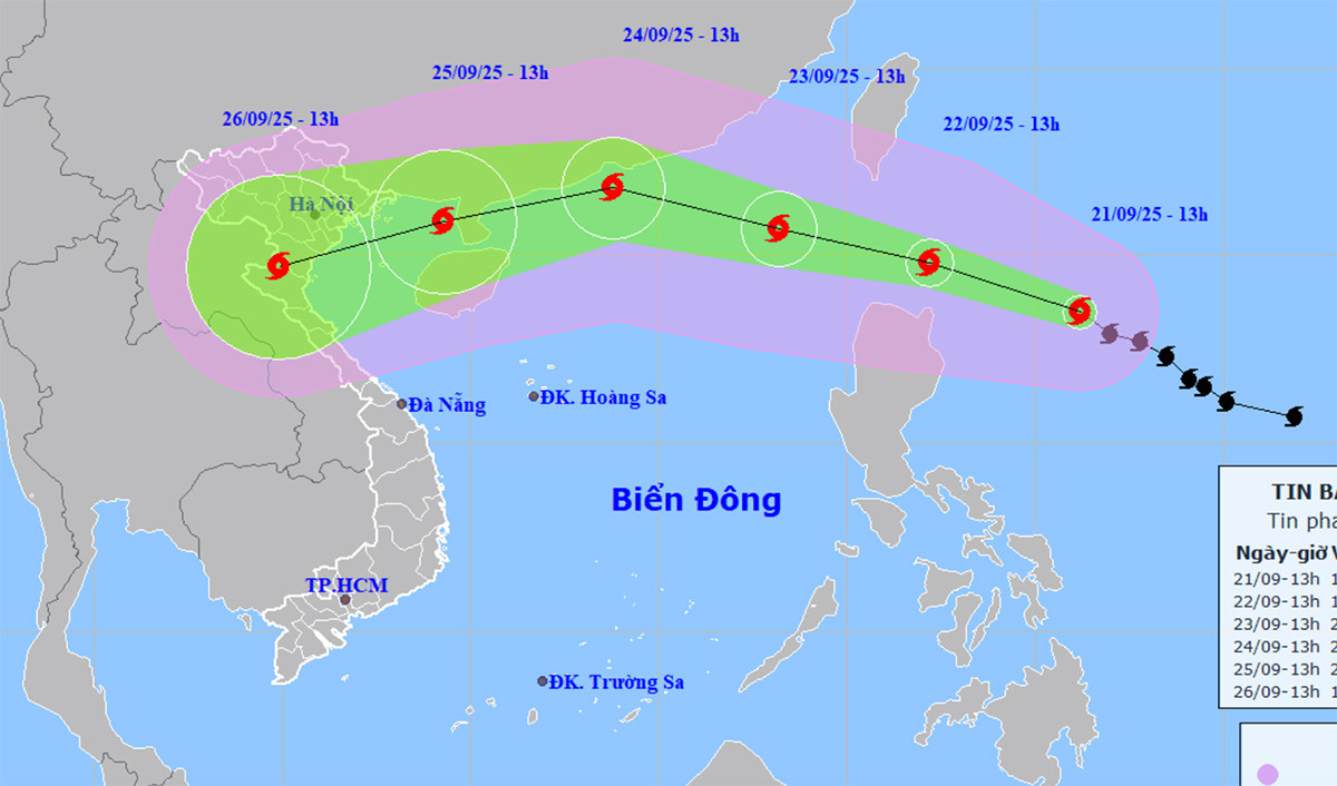 Bão Ragasa đã mạnh lên cấp siêu bão, dự báo tối nay đi vào Biển Đông. (Nguồn: NCHMF)