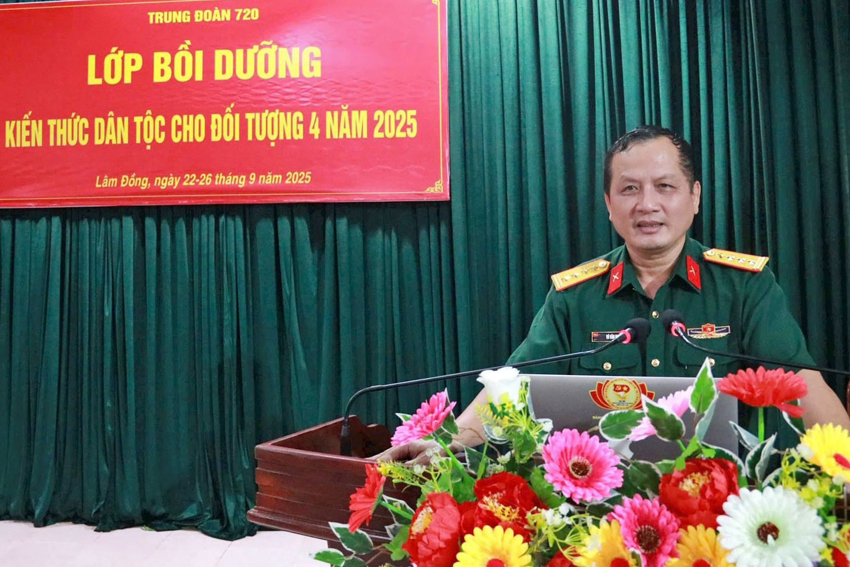 dai-ta-vu-van-dinh-pho-chu-nhiem-chinh-tri-binh-doan-khai-mac-lop-tap-huan-1-.jpg