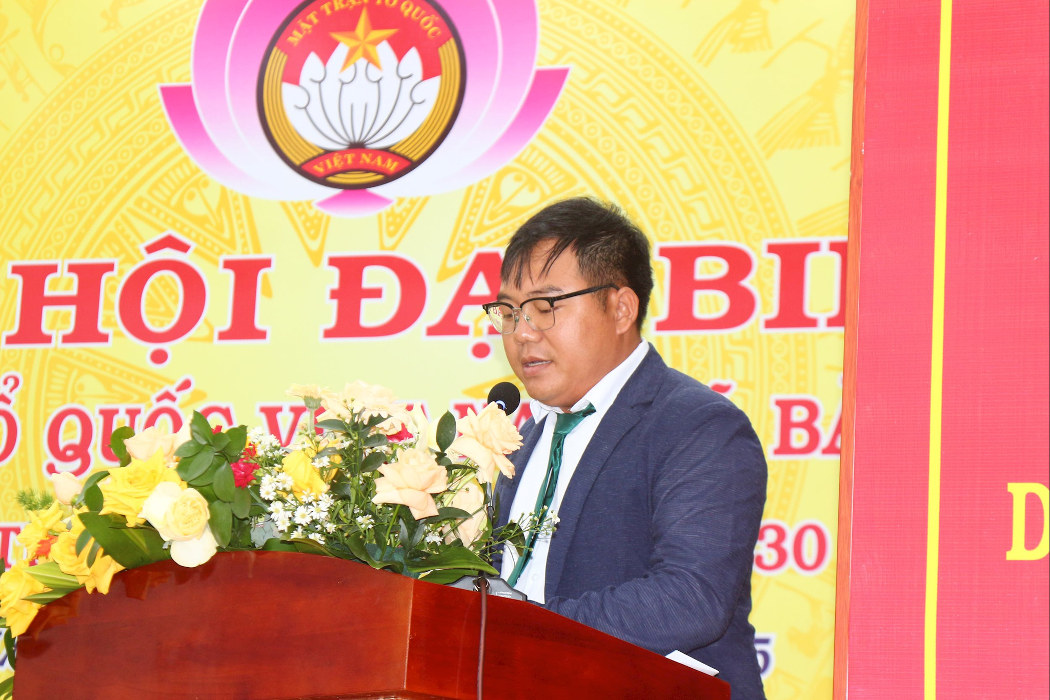 đại biểu tham luận