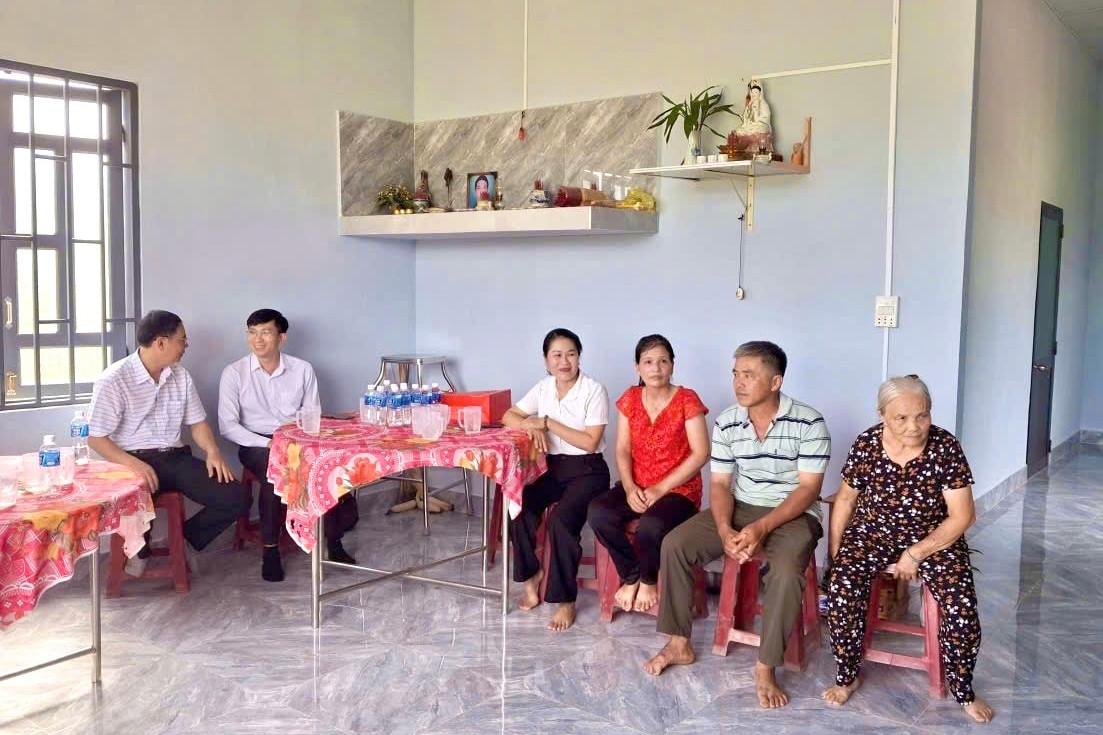 ngoi-nha-moi-kien-co-giup-gia-dinh-ong-them-(1).jpg