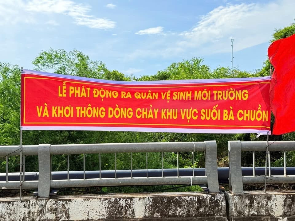 73f29f9dccaa46f41fbb.jpg