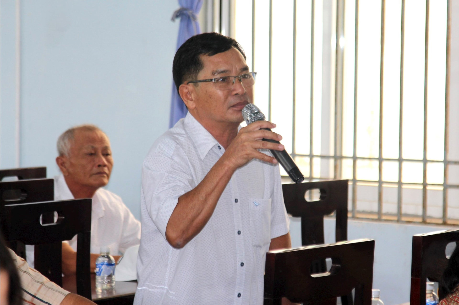 cu-tri-neu-kien-nghi-den-dai-bieu-quoc-hoi-(1).jpg