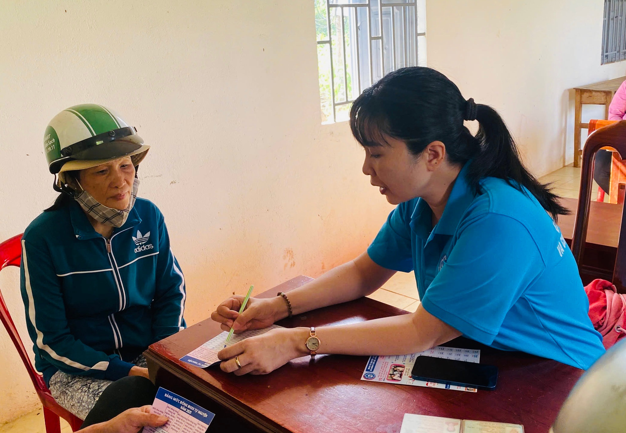Các hoạt động truyền thông chính sách, vận động người dân dân tham gia BHYT được ngành BHXH tiến hành thường xuyên, đều đặn