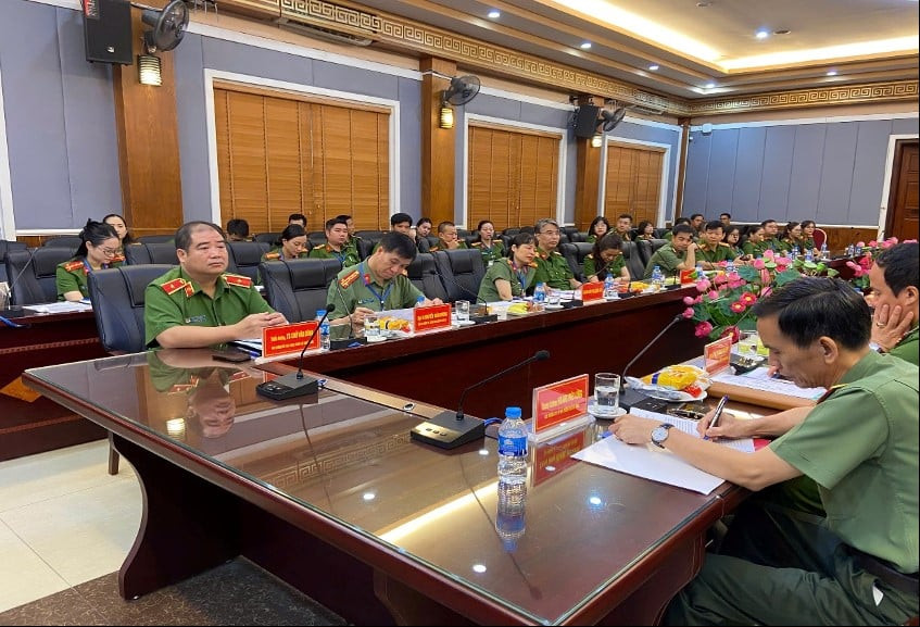 Tiêu chuẩn đăng ký thi tuyển Điều tra viên sơ cấp, trung cấp, cao cấp ngành Kiểm sát năm 2025