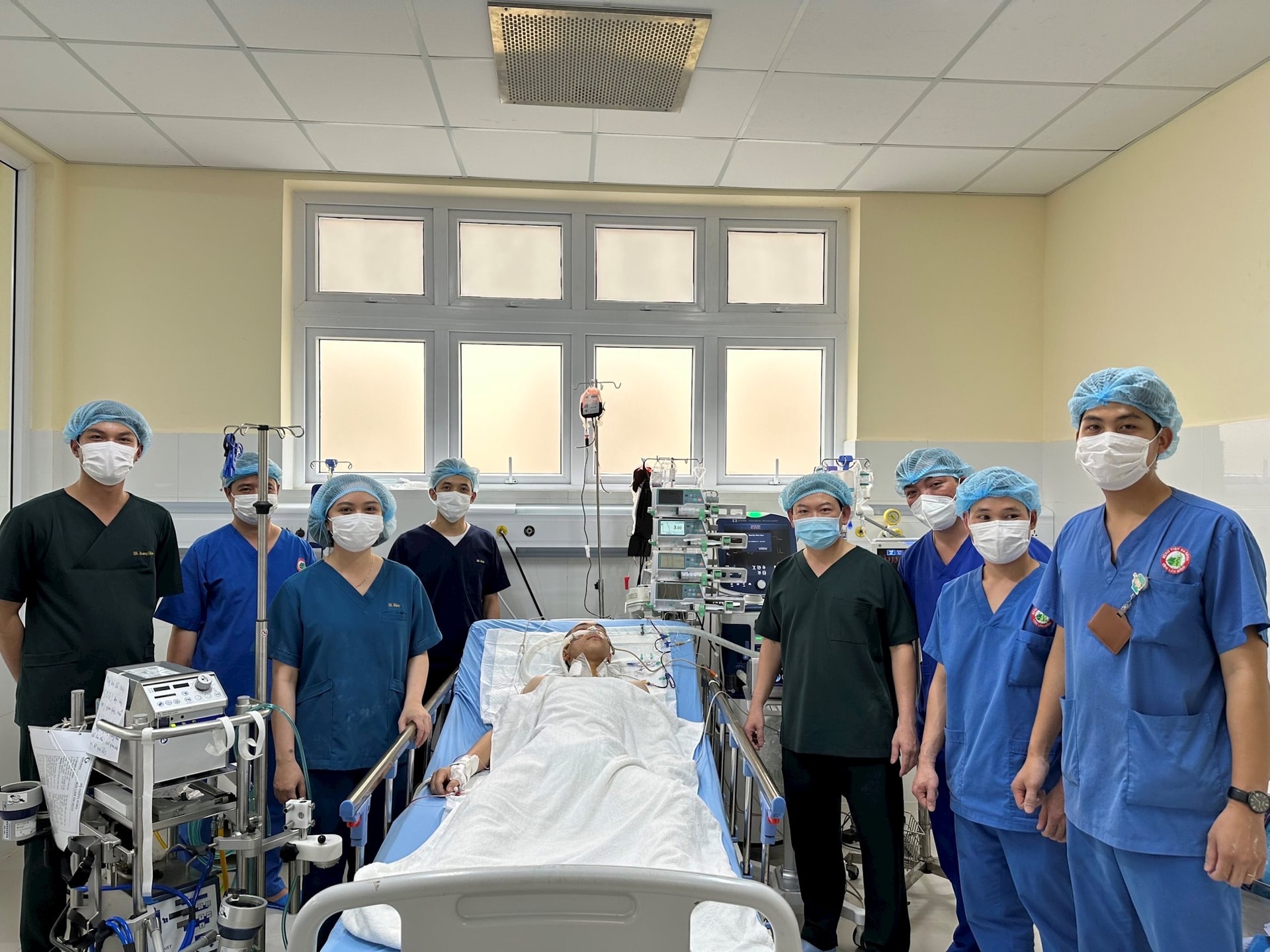 ecmo.jpg