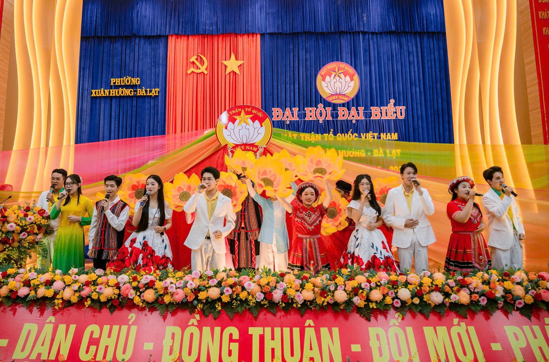 ការសម្តែងវប្បធម៌ដើម្បីស្វាគមន៍សភា