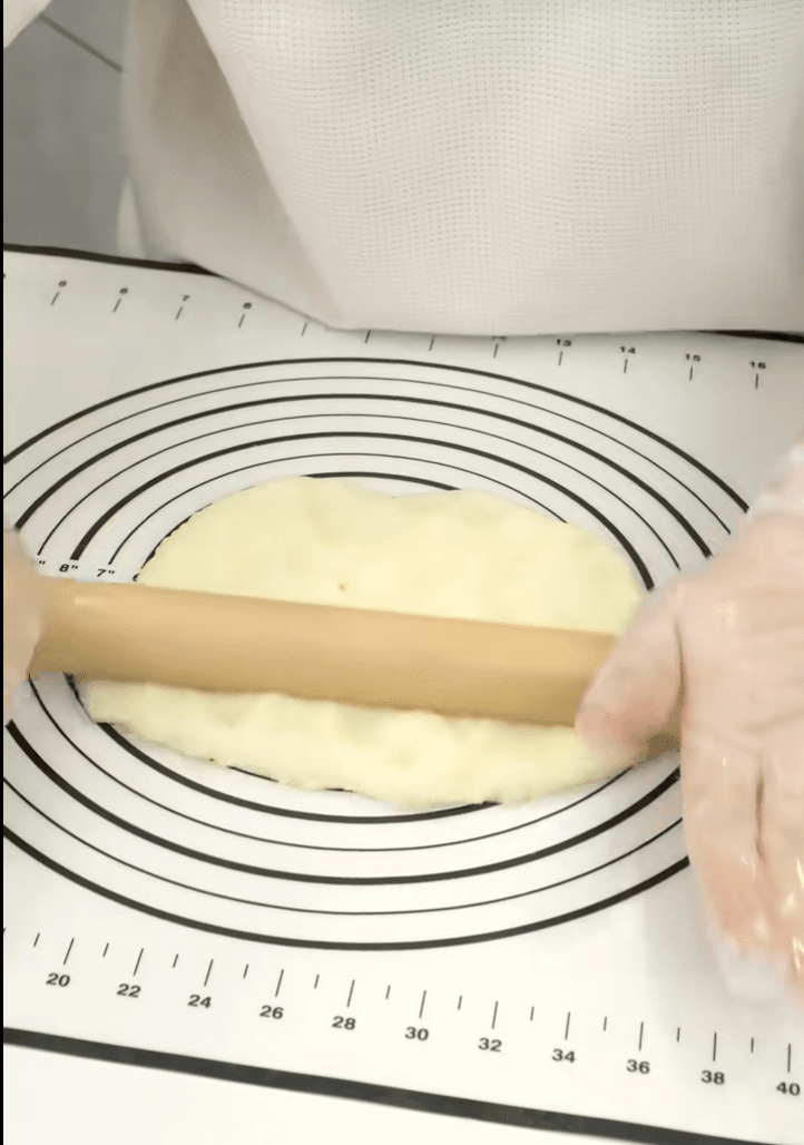 Bánh trung thu lòng se điếu là gì mà 'sốt' không kém 'bánh dẻo thị phi'? - 4