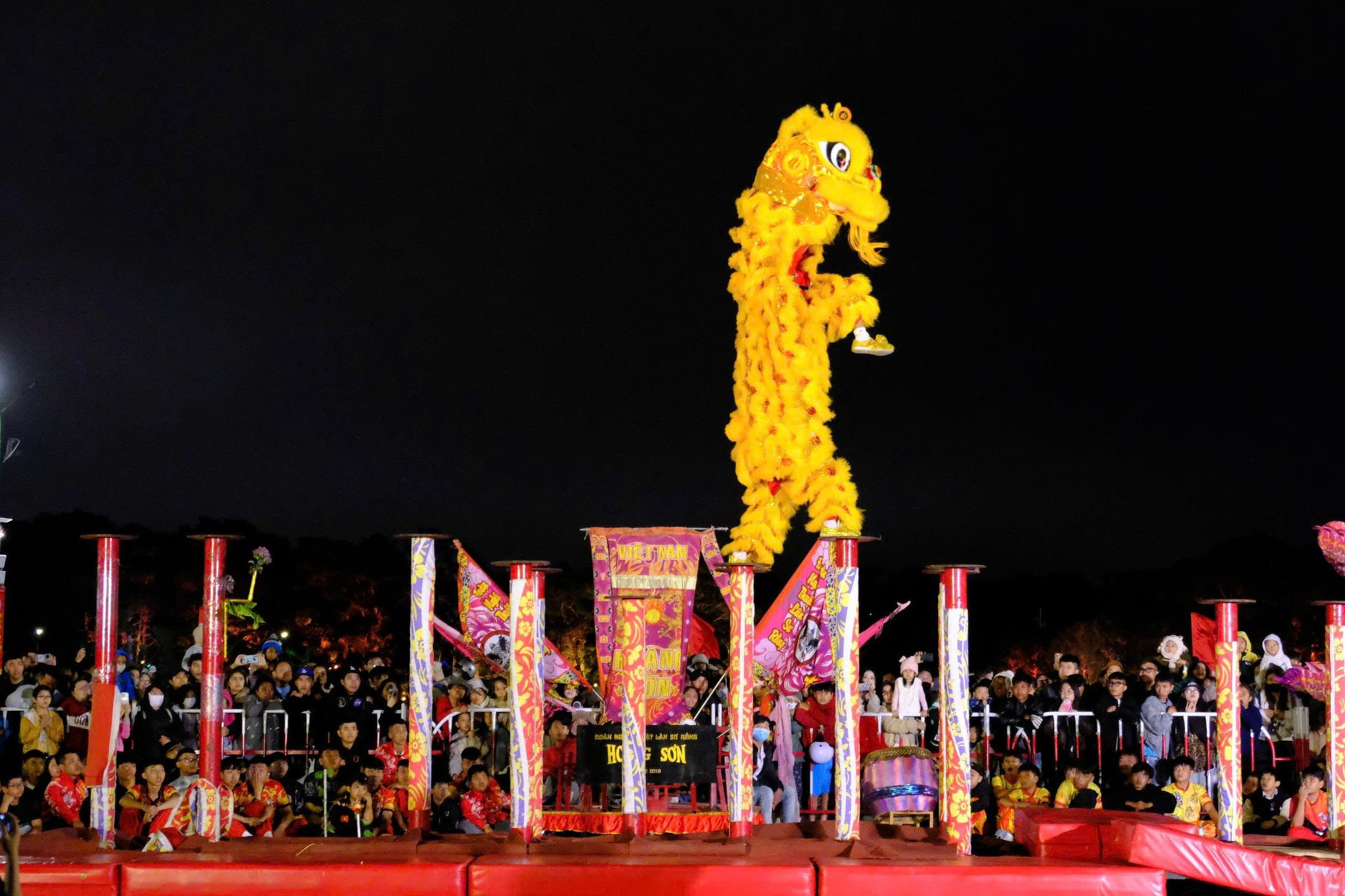 Tiết mục mai hoa thung ấn tượng