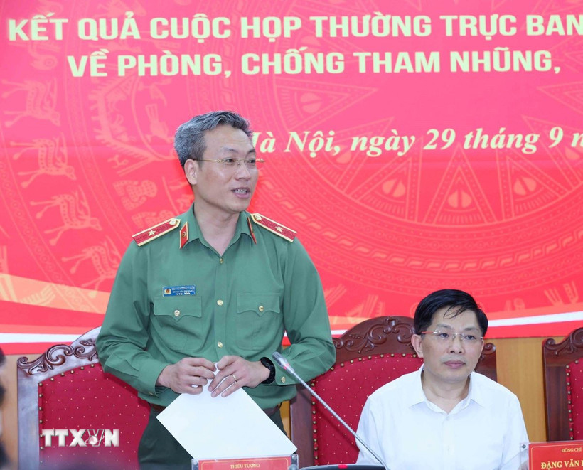 Thiếu tướng Nguyễn Quốc Toản, Chánh Văn phòng Bộ Công an phát biểu tại cuộc họp. (Ảnh: Phương Hoa/TTXVN)