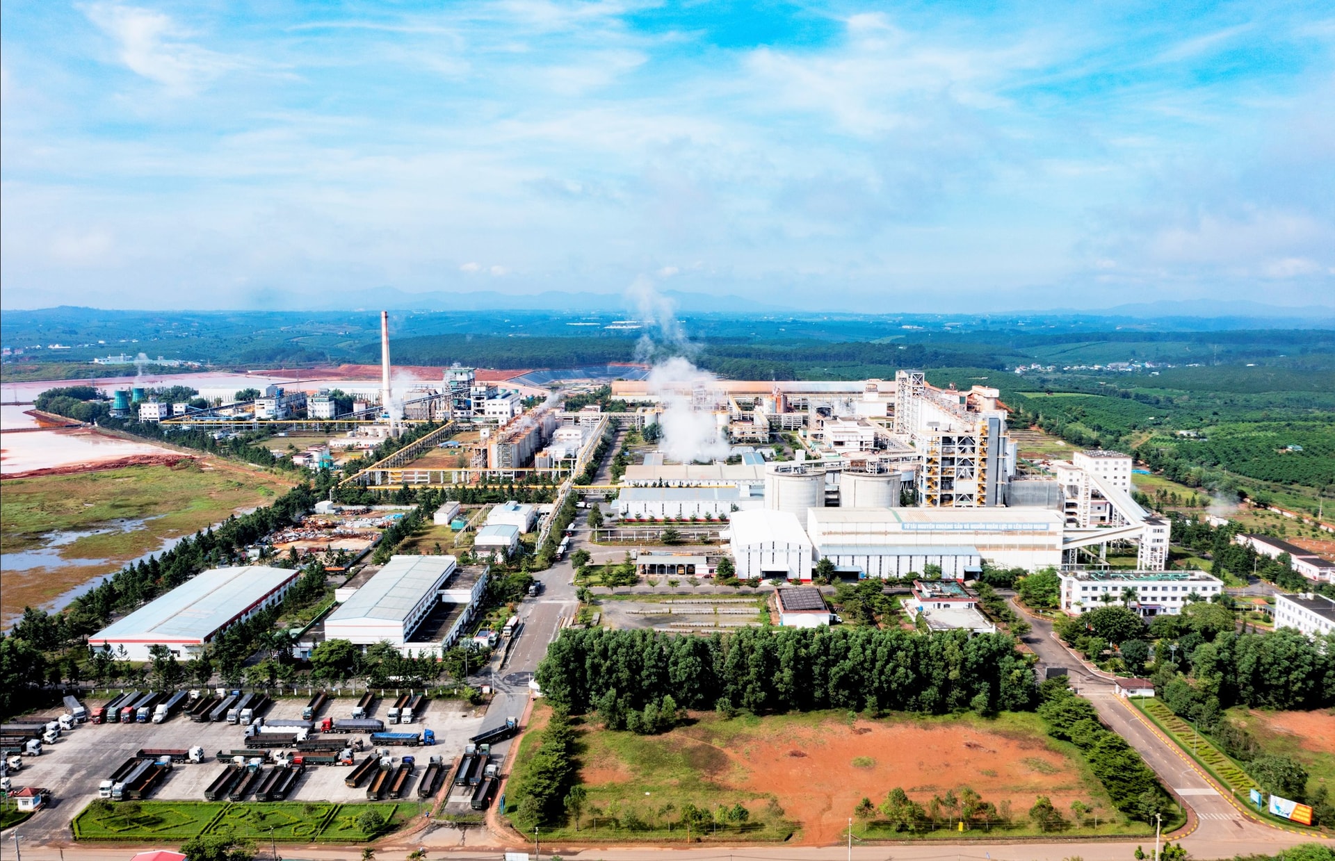2 Panorama នៃ Alumina Plant