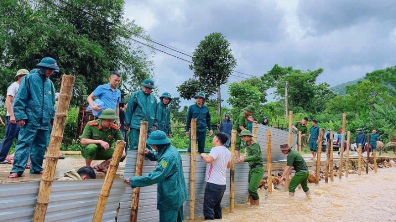 Công điện 68/CĐ-BXD: Tập trung ứng phó khắc phục hậu quả bão số 10 và mưa lũ sau bão 