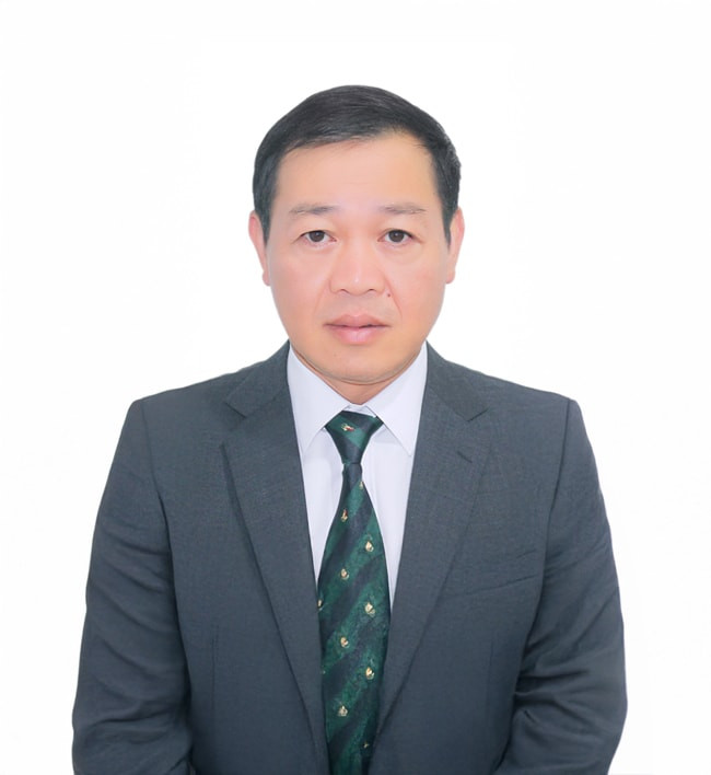  Trần Hồng Quyết
