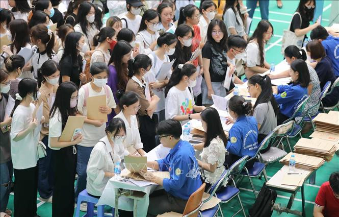 Công văn 2117/UBND-VX: Định hướng sắp xếp cơ sở giáo dục đào tạo và cơ sở y tế theo Công văn 59 tại TPHCM