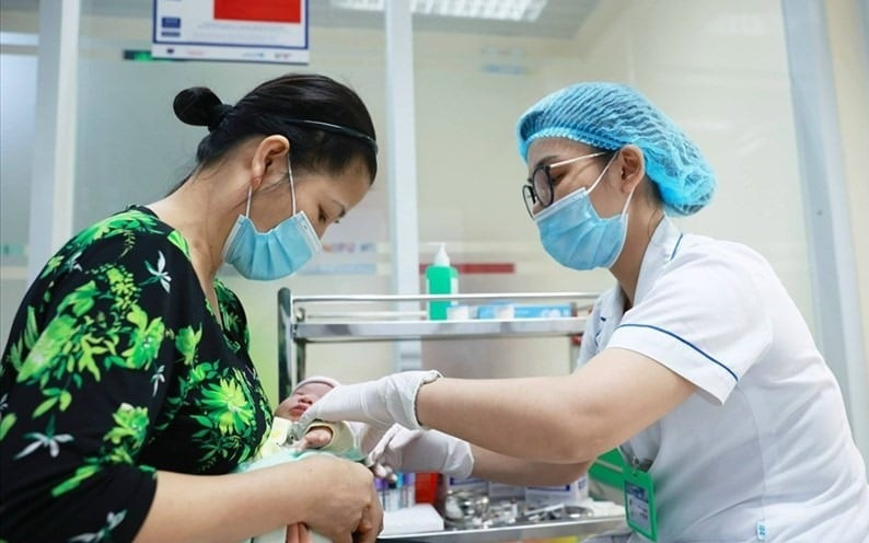 Kiến nghị tăng mức phụ cấp trực cho đội ngũ nhân viên y tế
