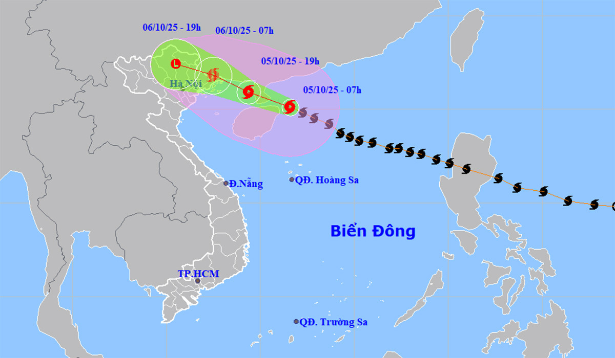 Bản đồ dự báo đường đi, khu vực ảnh hưởng của bão số 11 Matmo. (Nguồn: NCHMF)