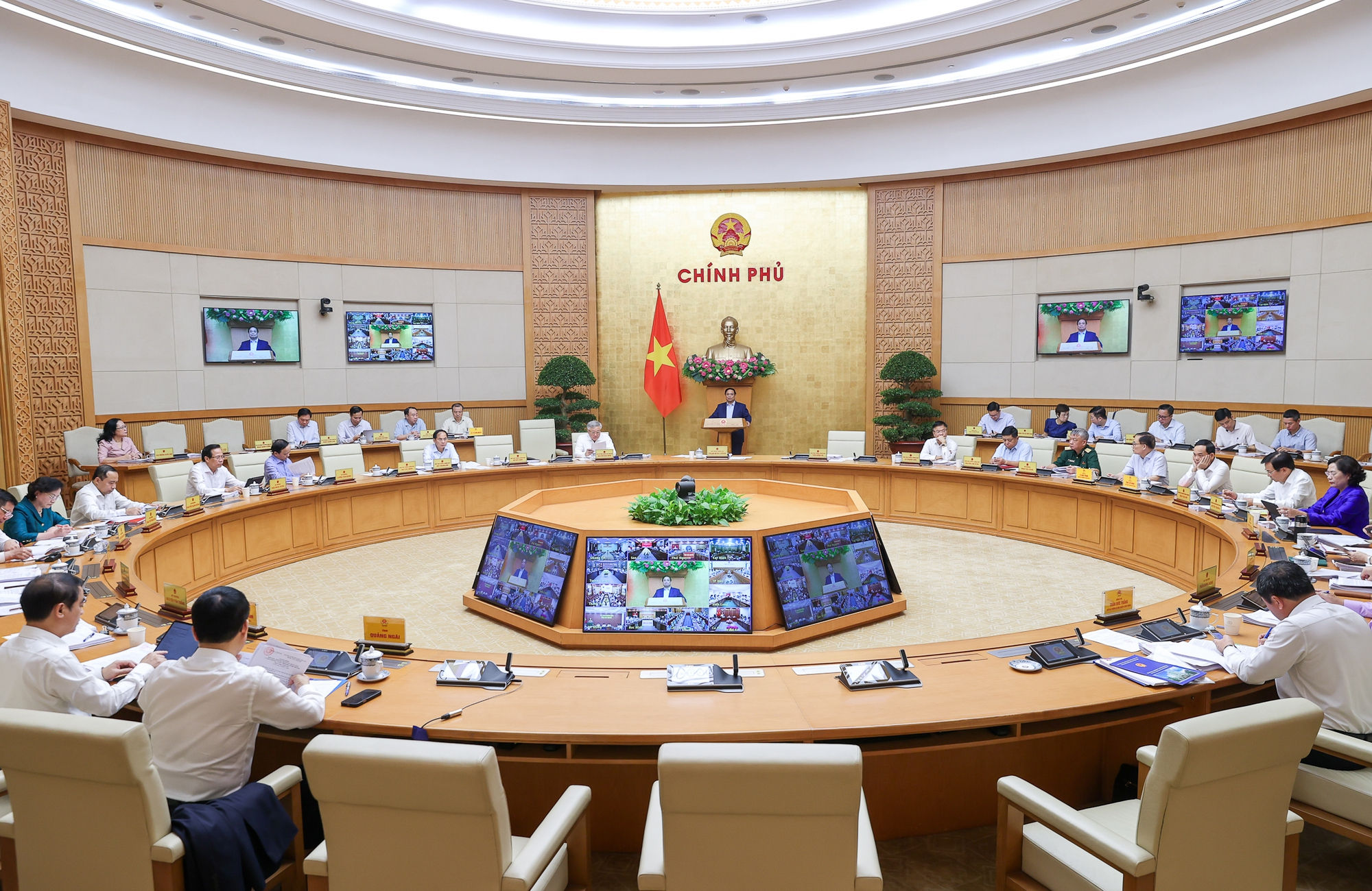 Tăng trưởng GDP quý III ước đạt 8,22%; 9 tháng đạt 7,84% so với cùng kỳ- Ảnh 1.