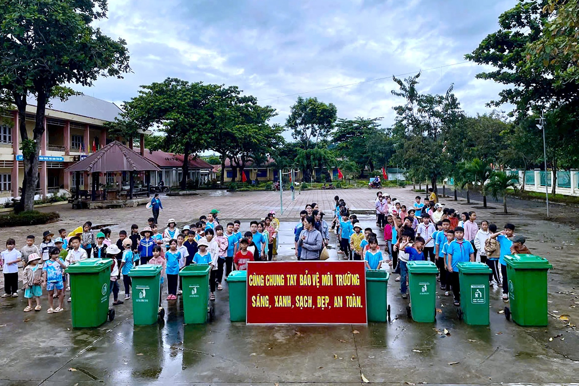 anh-hoc-sinh.jpg