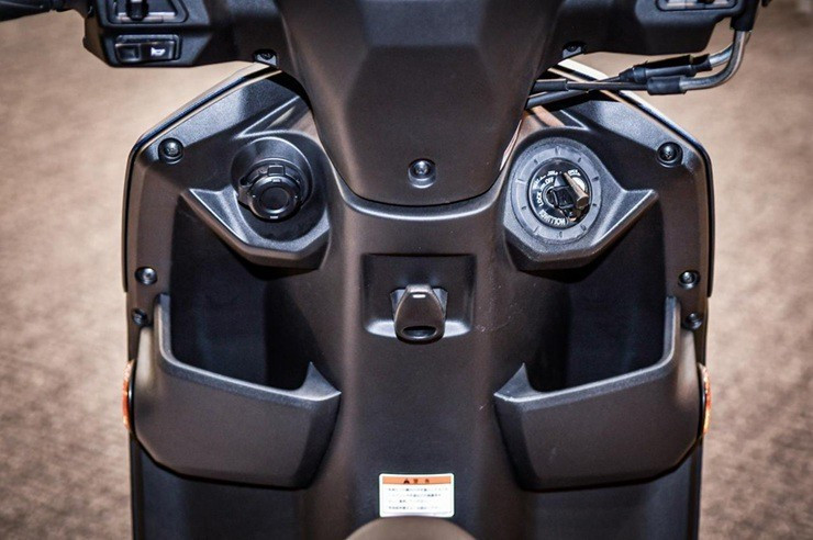 glo-suzuki-address-3.jpg