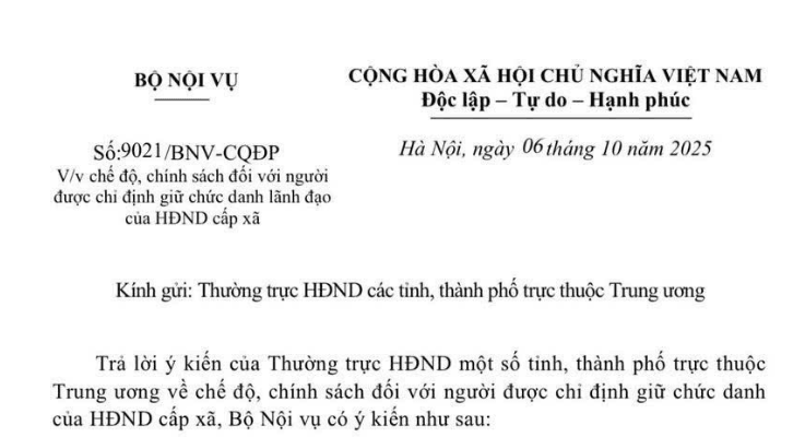 Đã có Công văn 9021/BNV-CQĐP chế độ chính sách đối với người được chỉ định giữ chức danh lãnh đạo của HĐND cấp xã