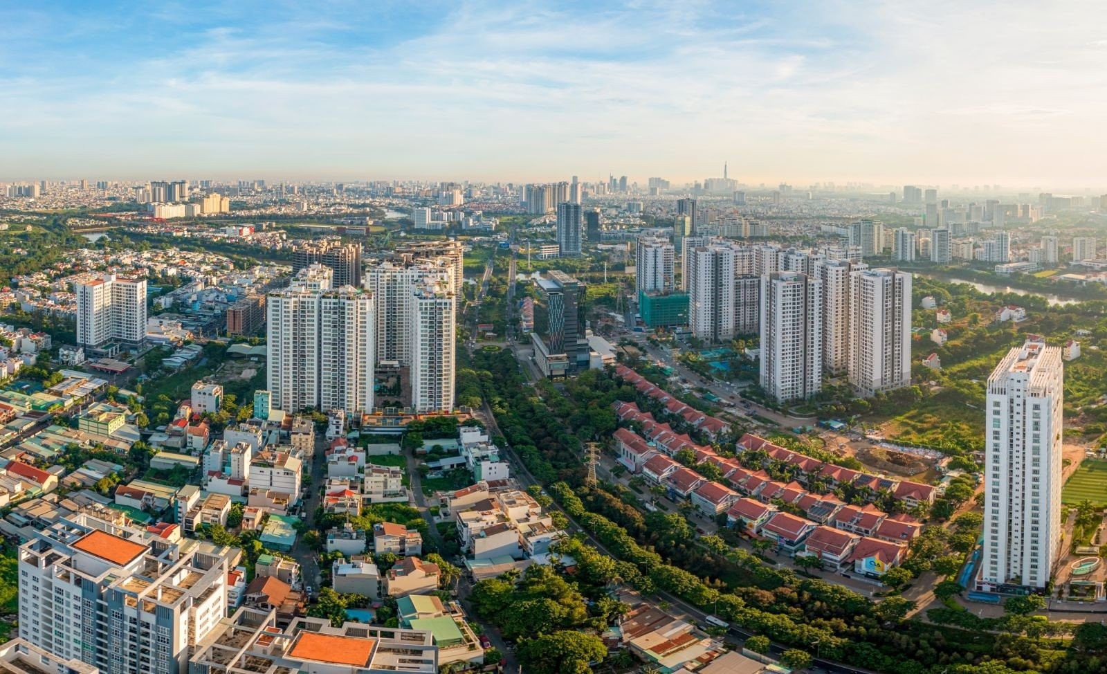 Xây dựng nhà ở thương mại áp dụng cơ chế tương tự nhà ở xã hội (Đề xuất)