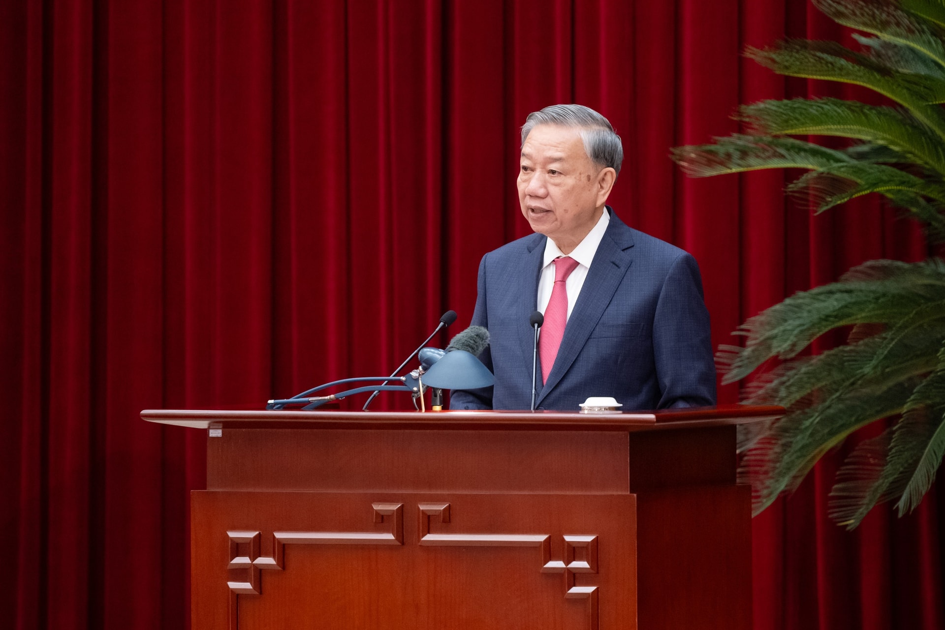 Thông báo Hội nghị lần thứ 13 Ban Chấp hành Trung ương Đảng khóa XIII- Ảnh 2.