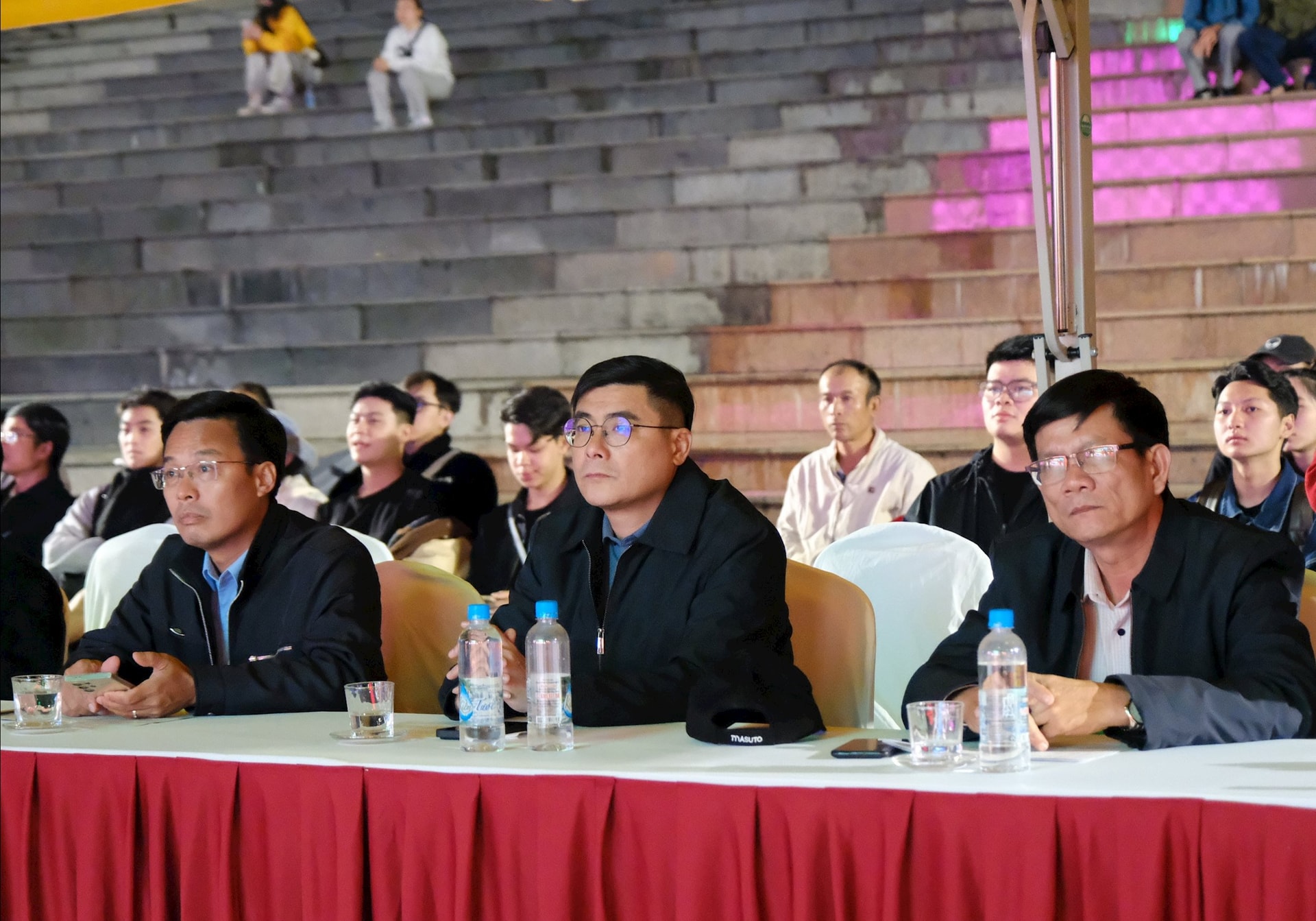 Các đồng chí lãnh đạo tham dự lễ tổng duyệt