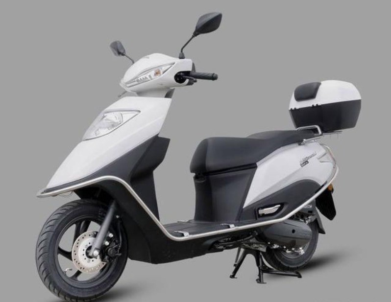 Sundiro Honda NS125U 2025 ra mắt. glo-xe-tay-ga-1.jpg