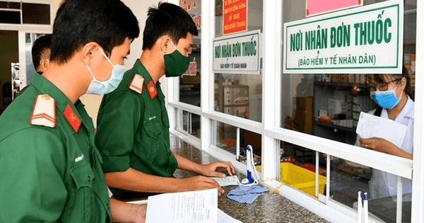 Mức đóng bảo hiểm y tế với Công an, học sinh, người lao động trong Công an nhân dân từ ngày 13/10/2025 (Hình ảnh từ Internet)