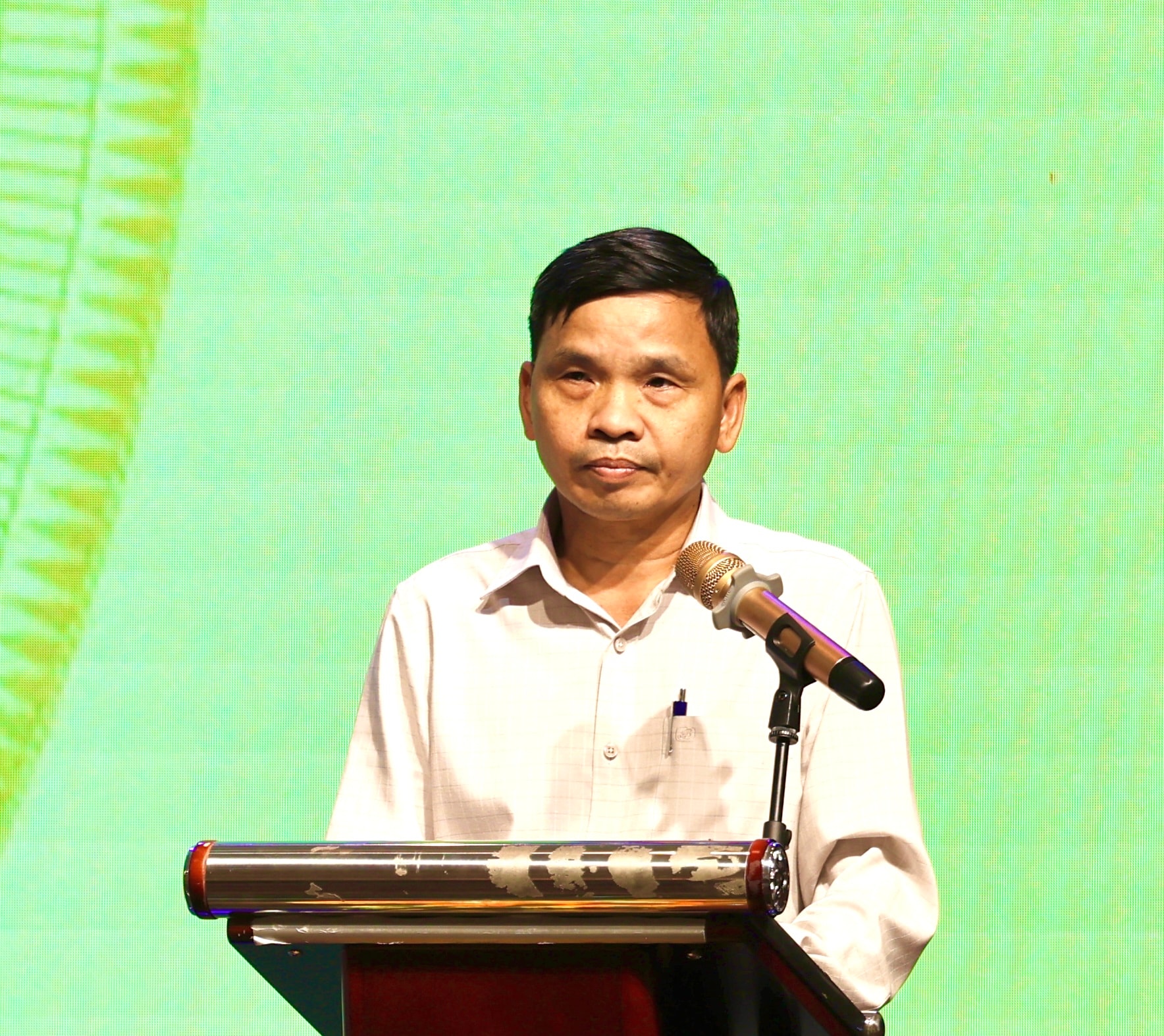 nguyenvansen.jpg