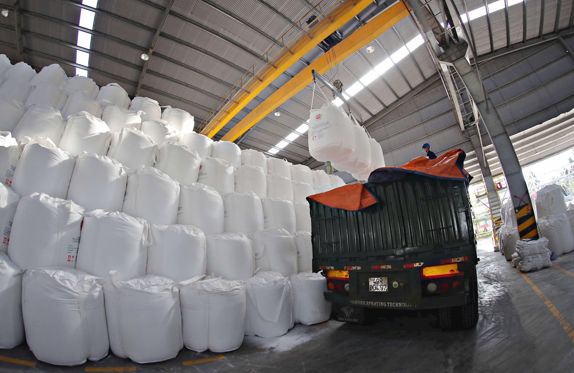 Khai thác quặng bô-xít tại Lâm Đồng – một trong những ngành kinh tế quan trọng nhưng còn nhiều vướng mắc quy hoạch