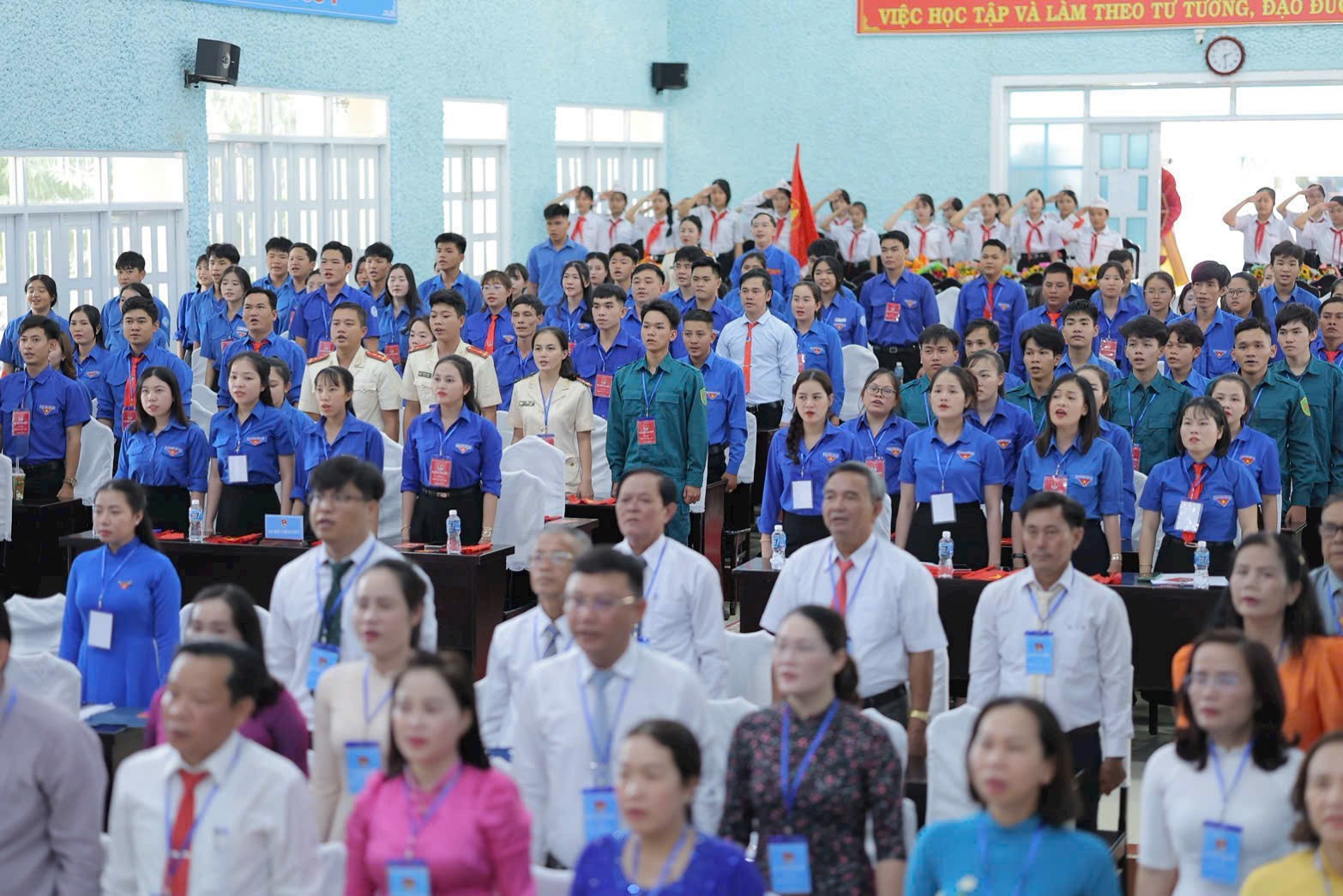 Các đại biểu tham gia 