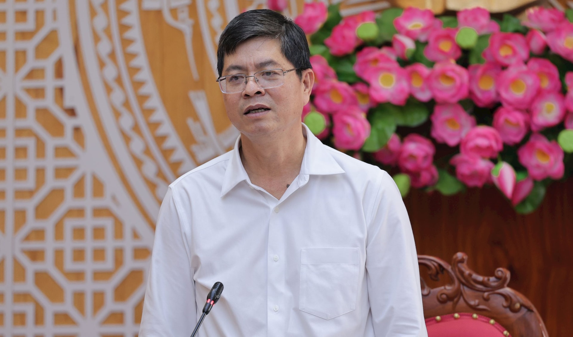 nghi8239.jpg