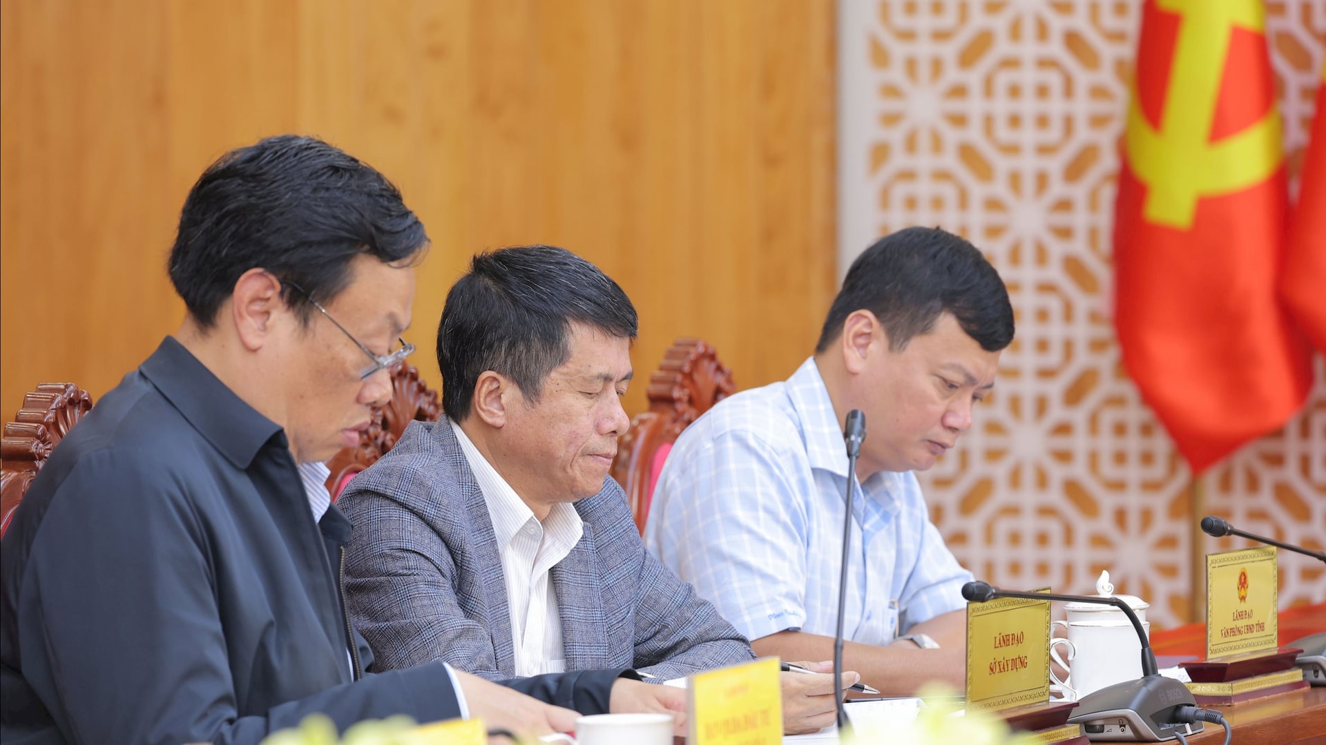 nghi8242.jpg