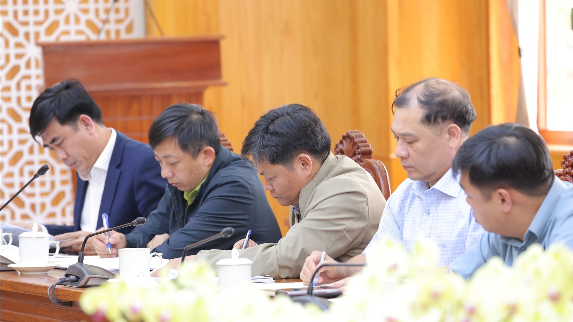 nghi8243.jpg