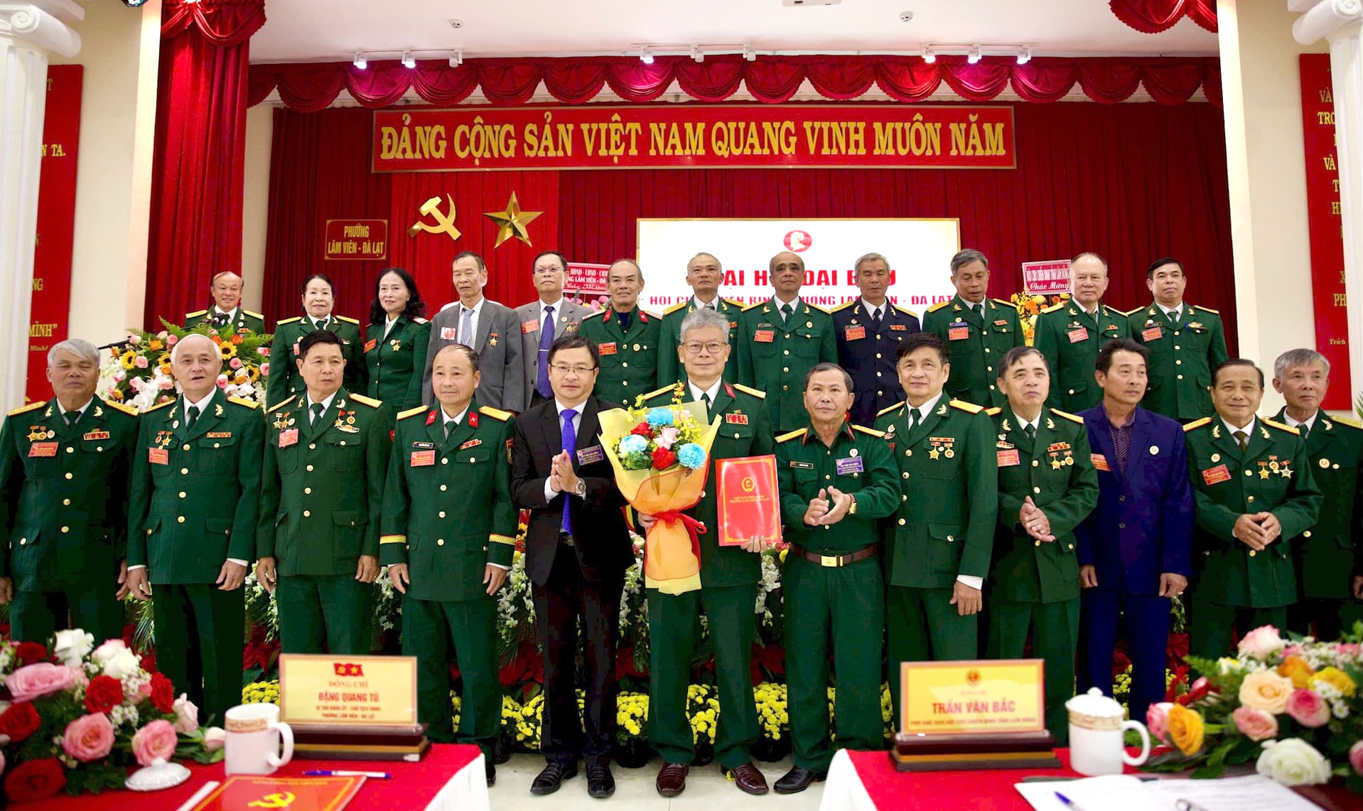 lanserar-tillkännagivandet-av-föreningen-för-krigare-i-Lam-vien-Da-Lat-avdelningen-krigare-för-terminen-2025-(1).jpg