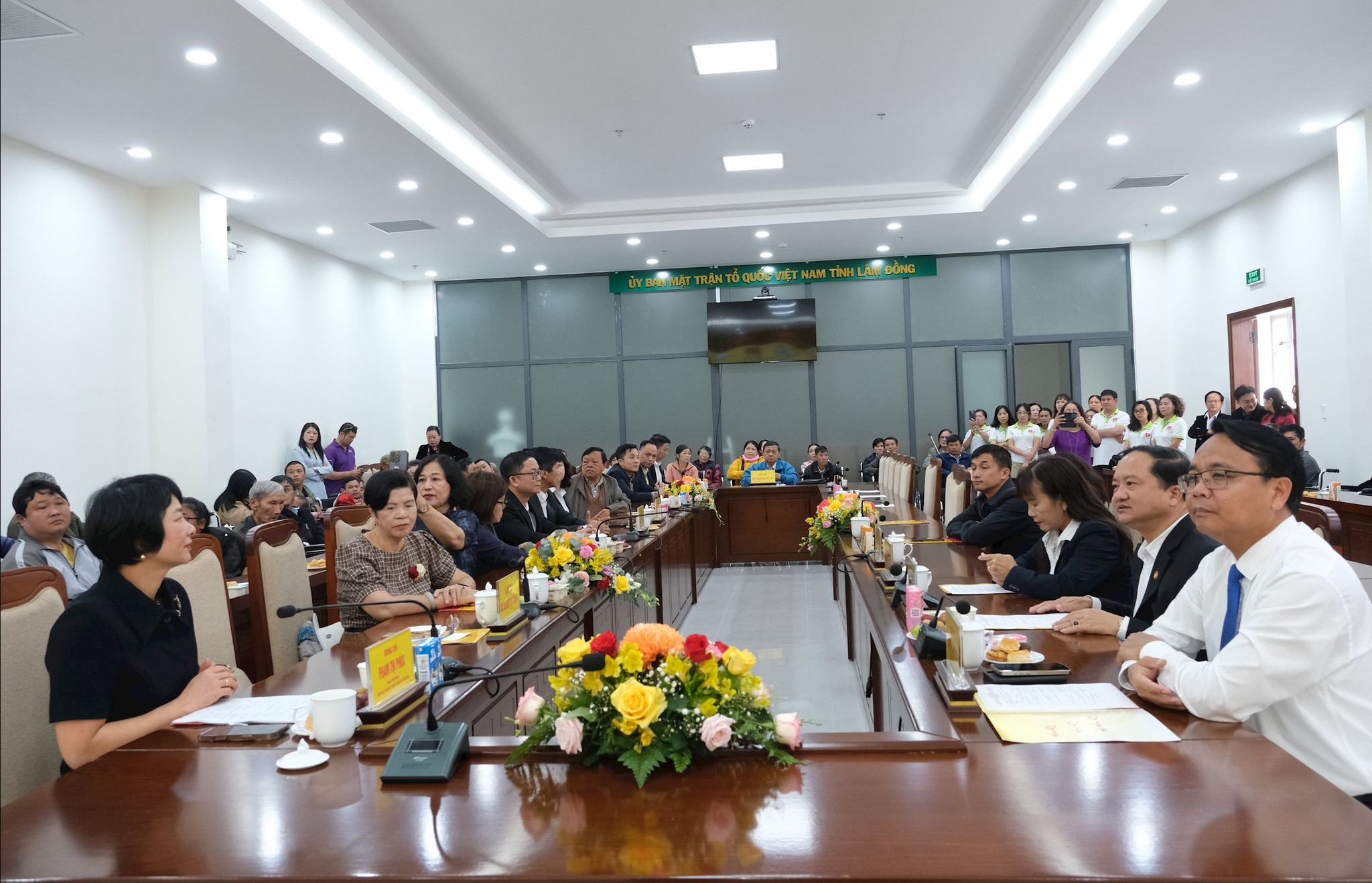 Các đại biểu tham dự chương trình