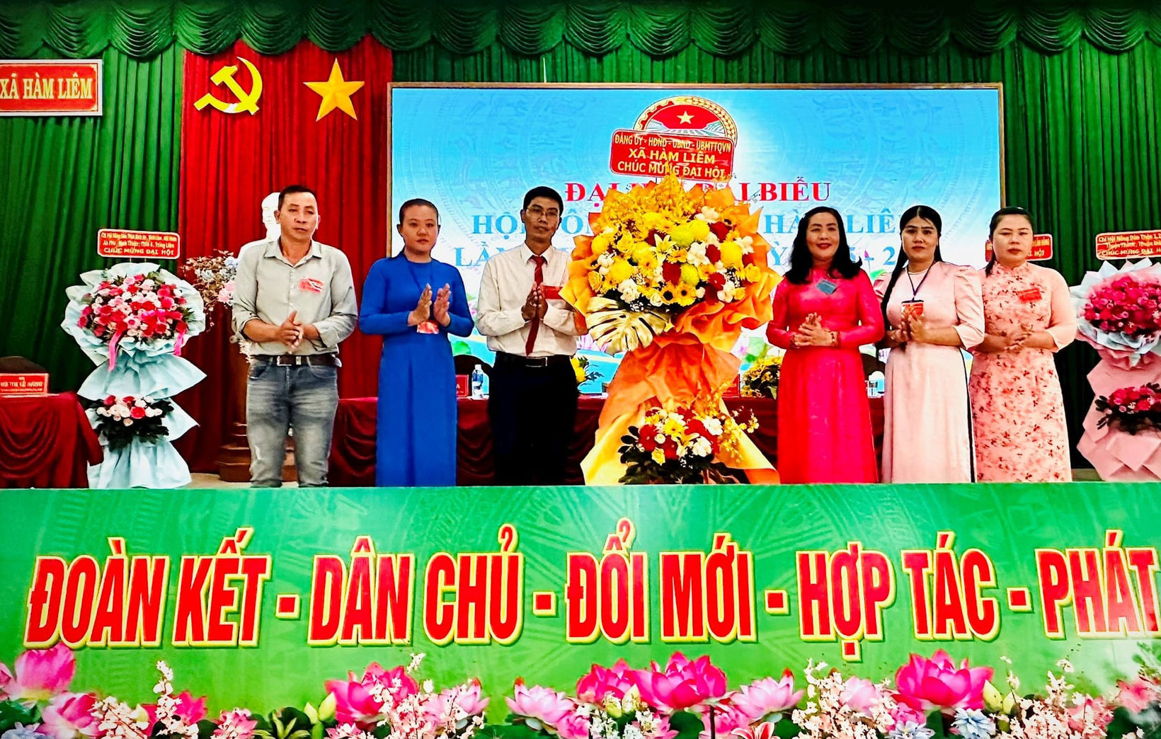 d5594e7c02508f0ed641(1).jpg