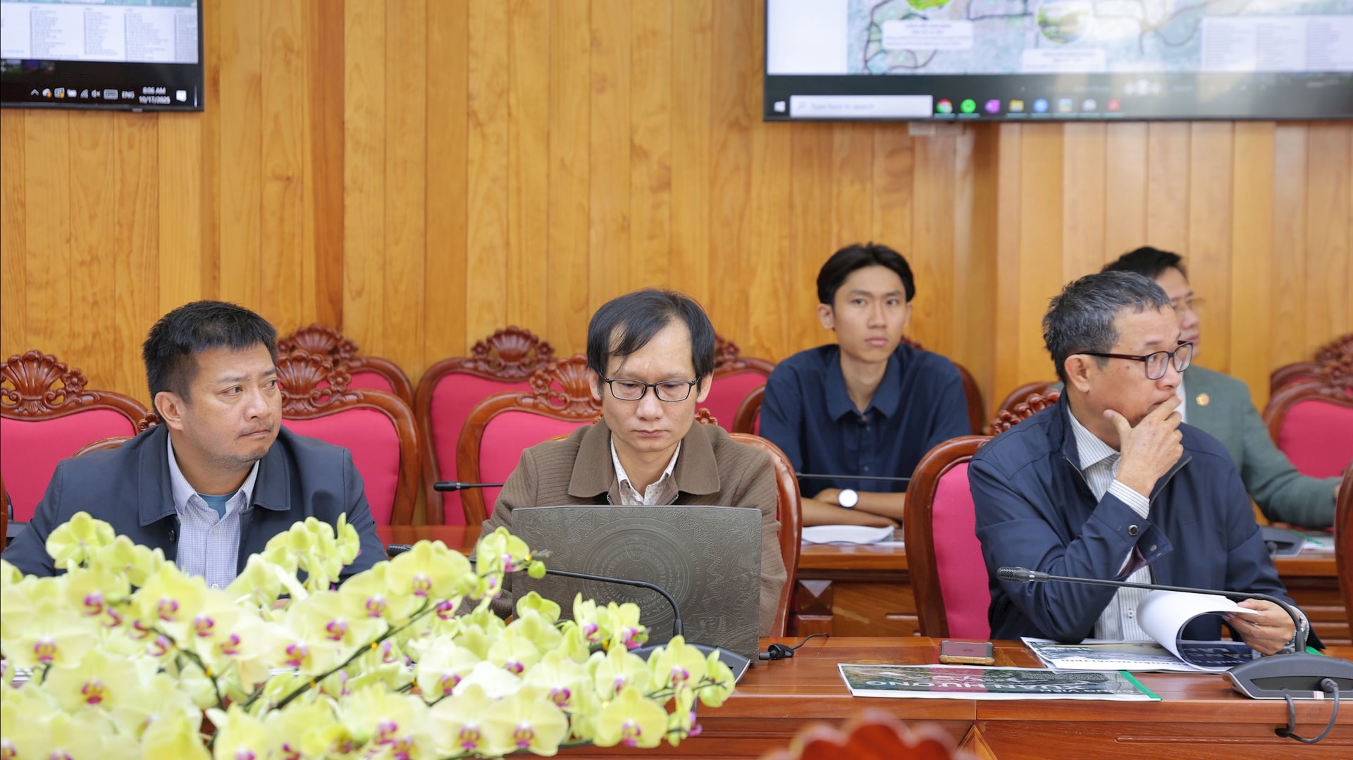 nghi8247.jpg