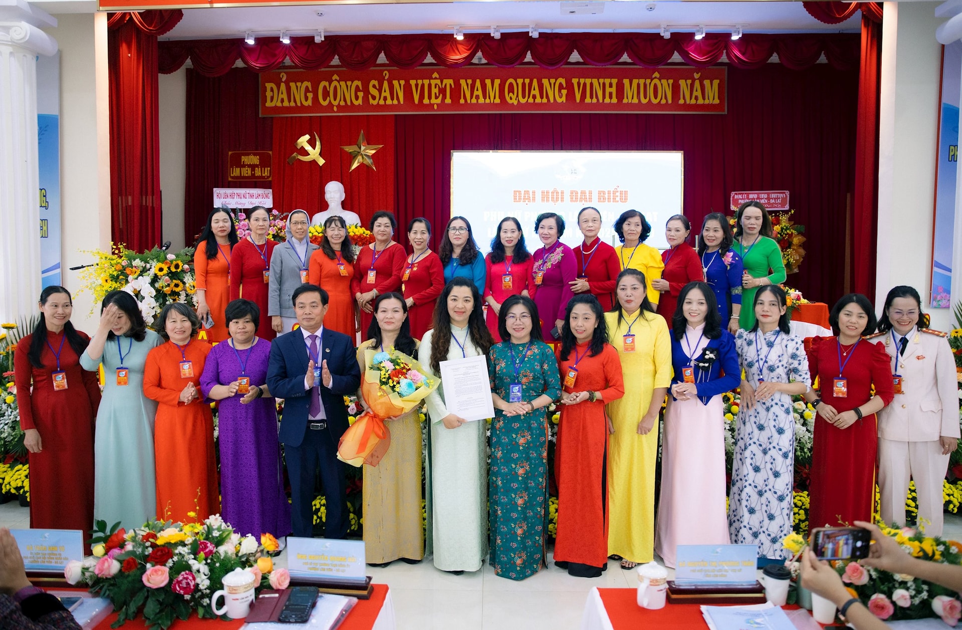 គណៈកម្មាធិការប្រតិបត្តិត្រូវបានណែនាំទៅសភា